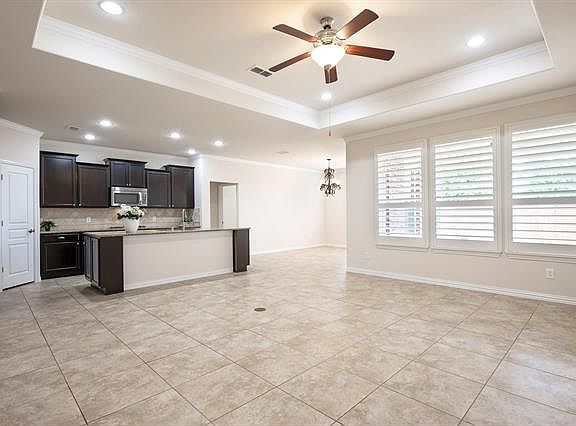 5th image of 2900 Oyster Bay Dr