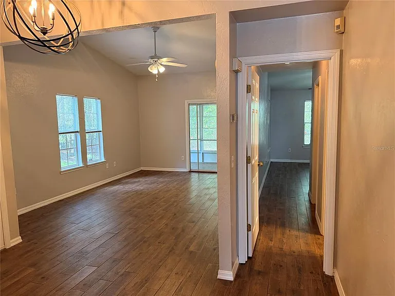 439 NW 50th Blvd — Photo 14