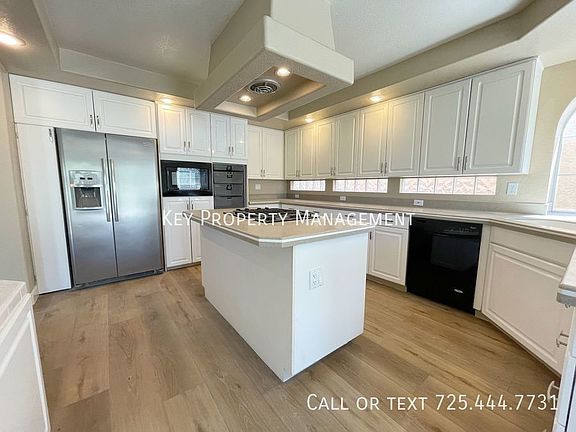 4th image of 2449 Antler Point Dr