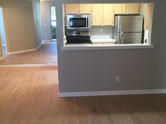 4th image of 5937 Eastman Lake Dr