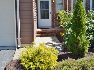 37 Wellington Ave, Flemington, NJ 08822