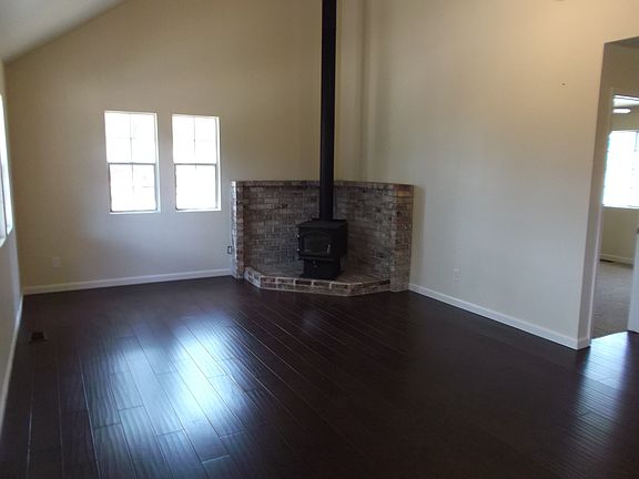 3rd image of 21565 Salsa Ct