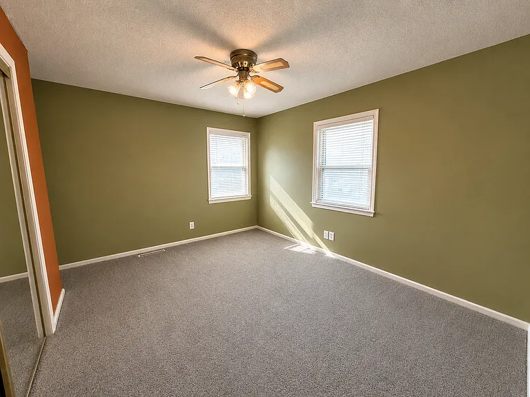 6239 SW Wanamaker Rd — Photo 17