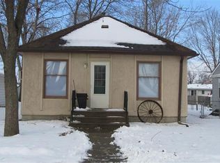 219 E 14th St, South Sioux City, NE 68776