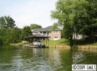 7915 Keistlers Store Rd, Sherrills Ford, NC 28673