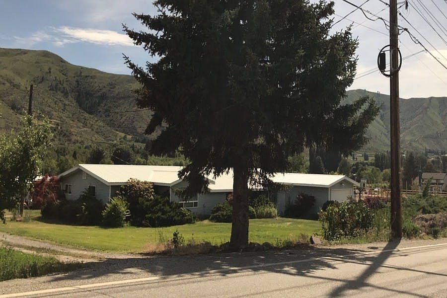 2599 Easy St, Wenatchee, WA 98801 Zillow