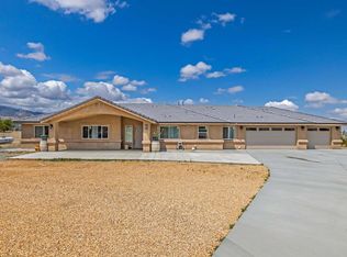11374 Desert View Rd, Pinon Hills, CA 92372