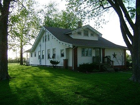 2nd image of 340 Klee Ave
