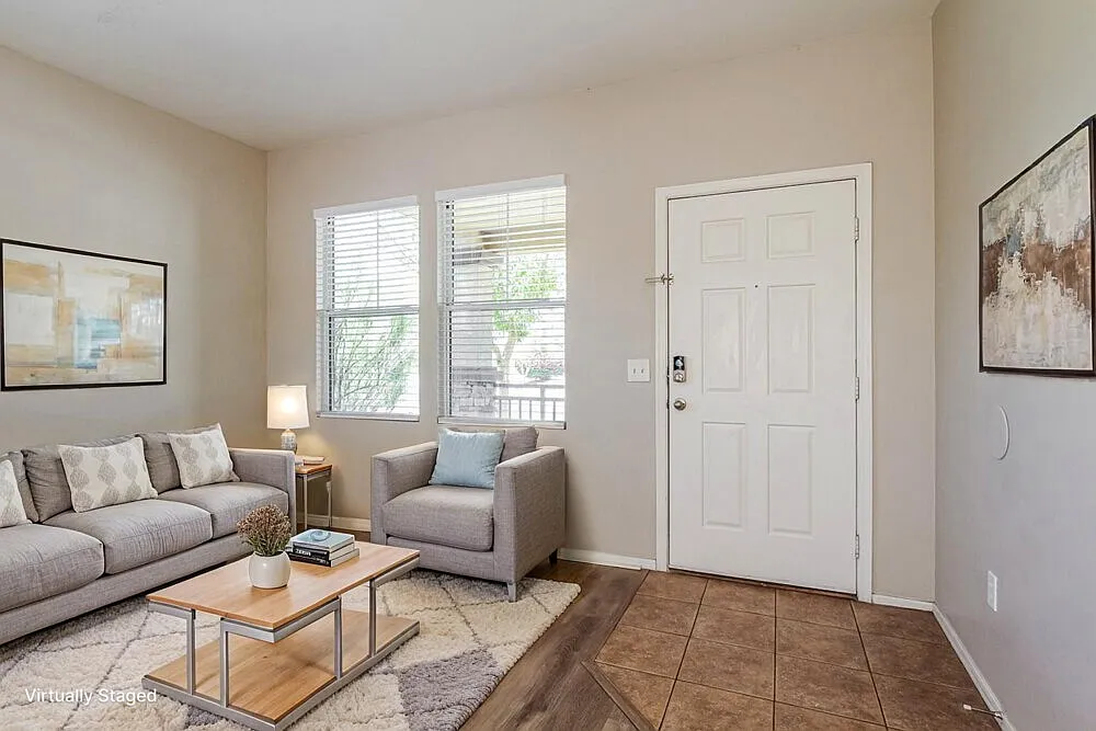 4 bed, 2.5 bath, 1830 sqft, $2,020 — Photo 4