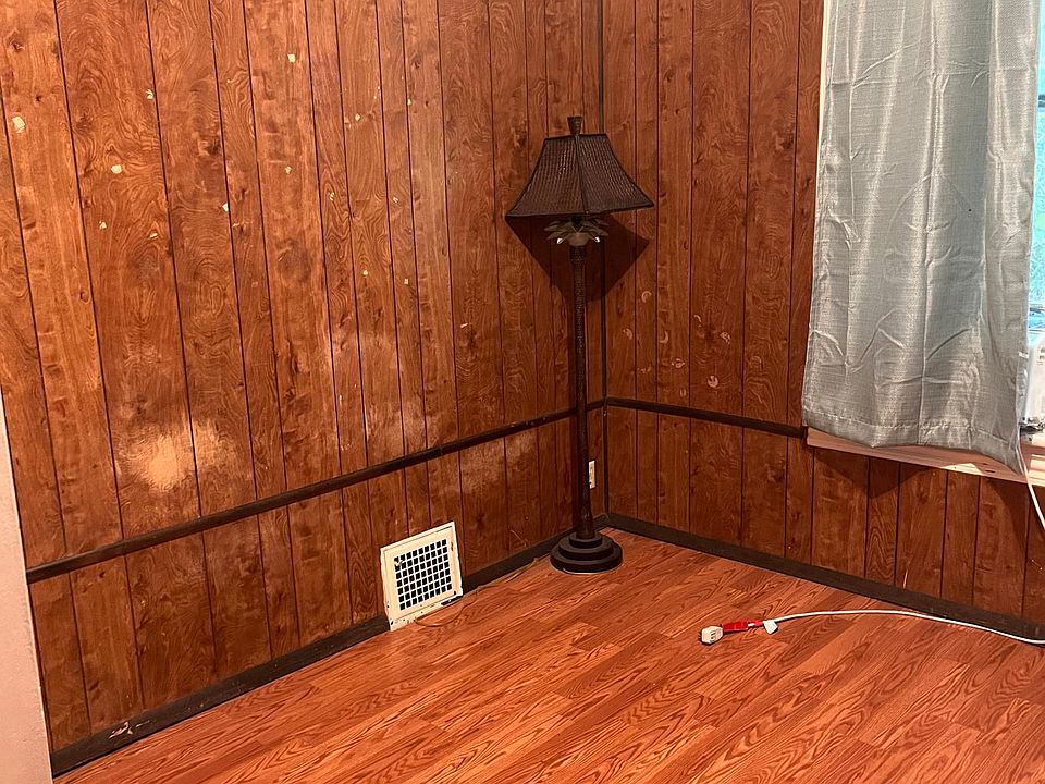 1st image of 808 S Park St APT 1
