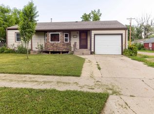 920 Park St, Centerville, SD 57014