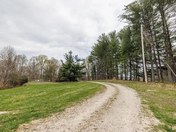 3757 E Stipp Rd, Bloomington, IN 47401