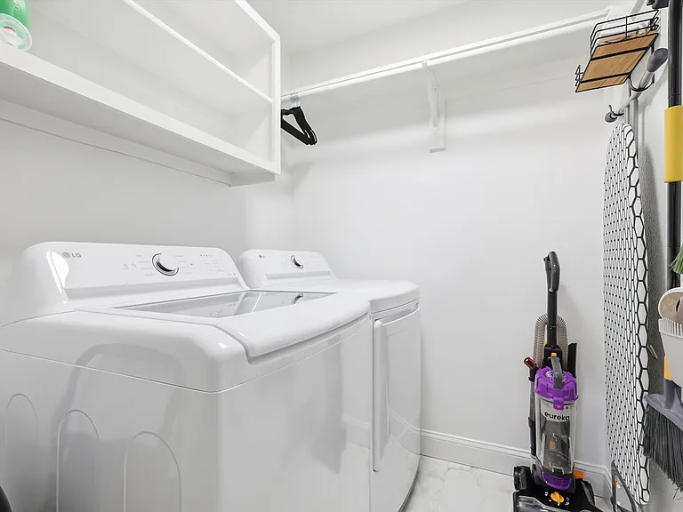 2720 Wild Grove Ln — Photo 27