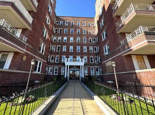 40 Shore Blvd APT 1B, Brooklyn, NY 11235