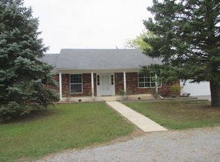 275 Woodland Rd, Vine Grove, KY 40175
