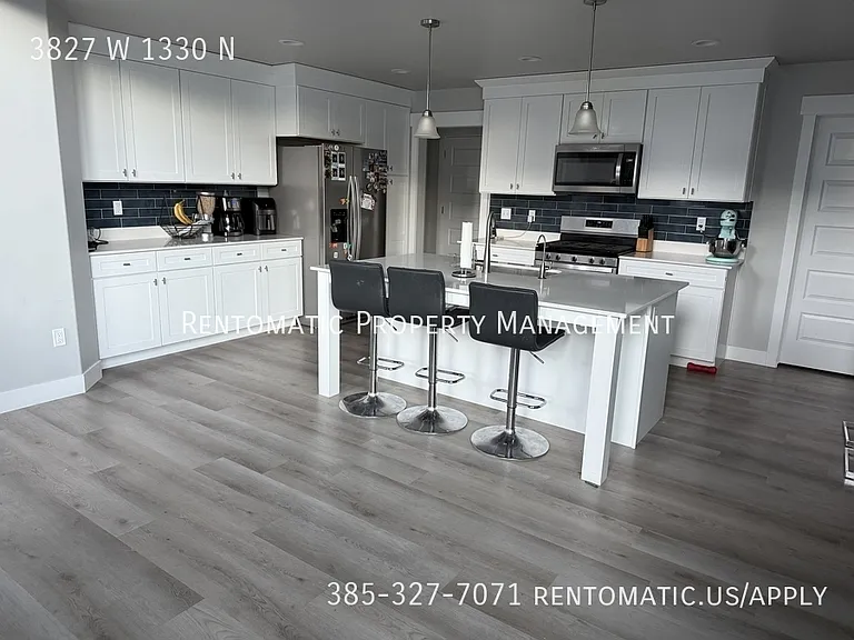 3827 W 1330 N — Photo 2