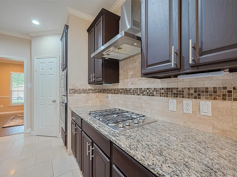 3911 Fall Branch Dr — Photo 15