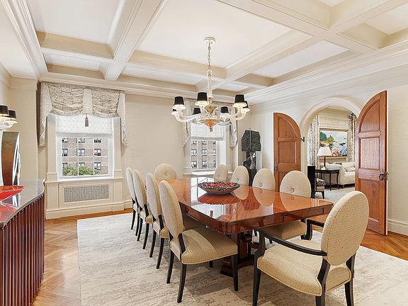2nd image of 800 Park Ave #5