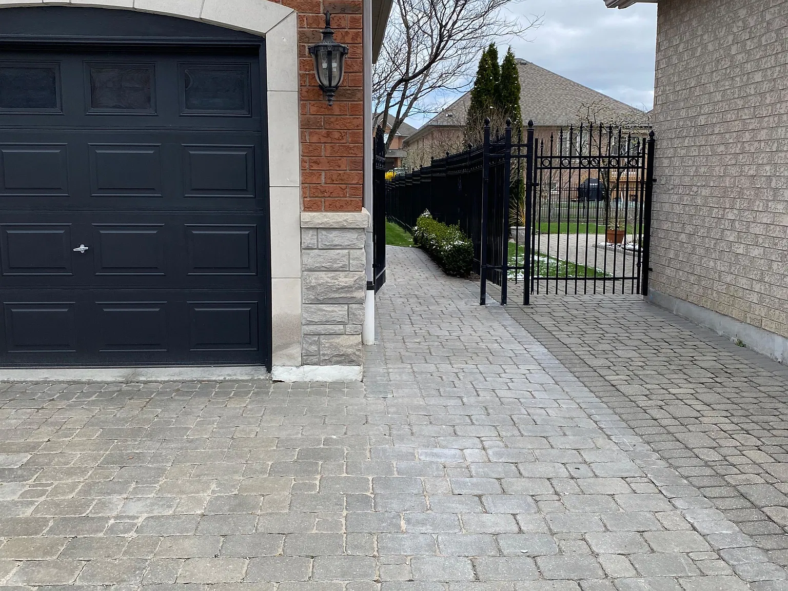 2 bed, $2,000 — Photo 2
