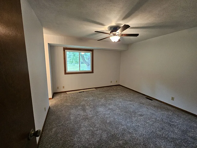 5208 Ascot Cir — Photo 13