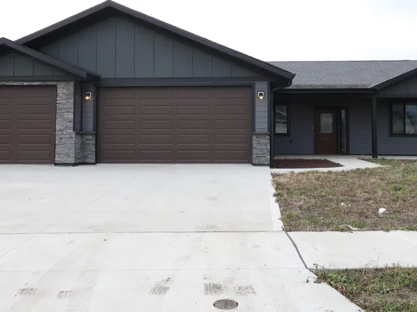 4712 Hampton Loop S, Moorhead, MN 56560