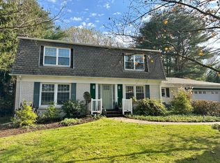 65 Grantwood Dr, Amherst, MA 01002