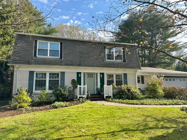 65 Grantwood Dr, Amherst, MA 01002
