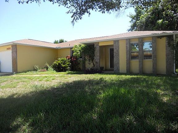 2nd image of 1433 Autumn Woods Dr
