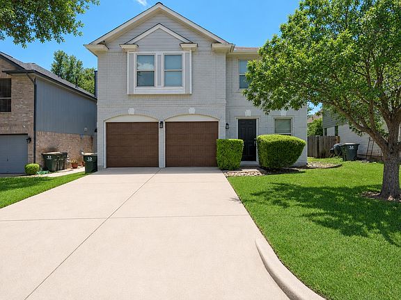 2nd image of 7601 Windrush Dr