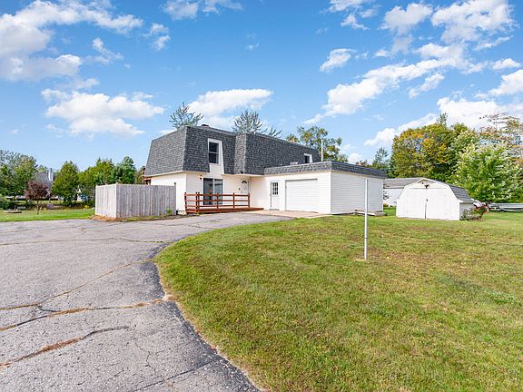 4th image of 121 Channel Rd #1