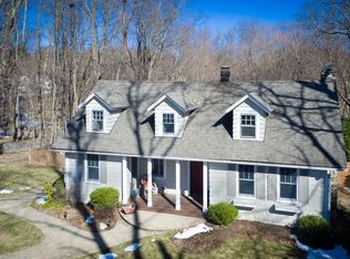 49 Paulding Ln, Crompond, NY 10517