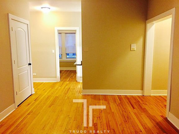 2nd image of 1329 W Touhy Ave #13291N