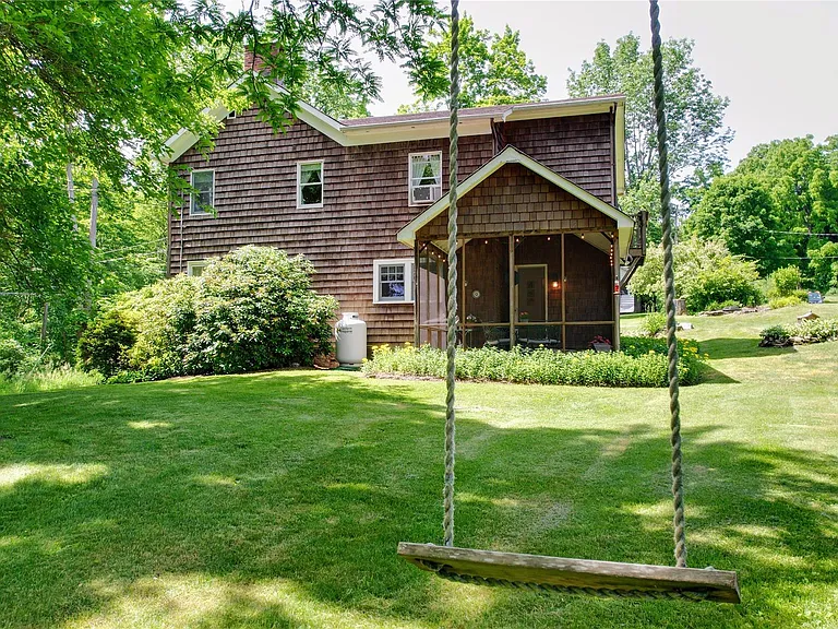 9 Iron Forge Rd — Photo 6