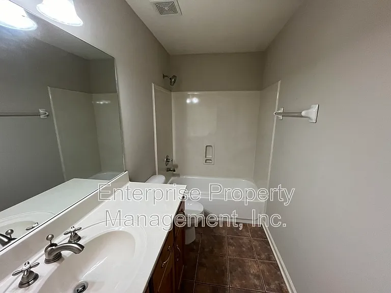 11861 Bridal Ln — Photo 17