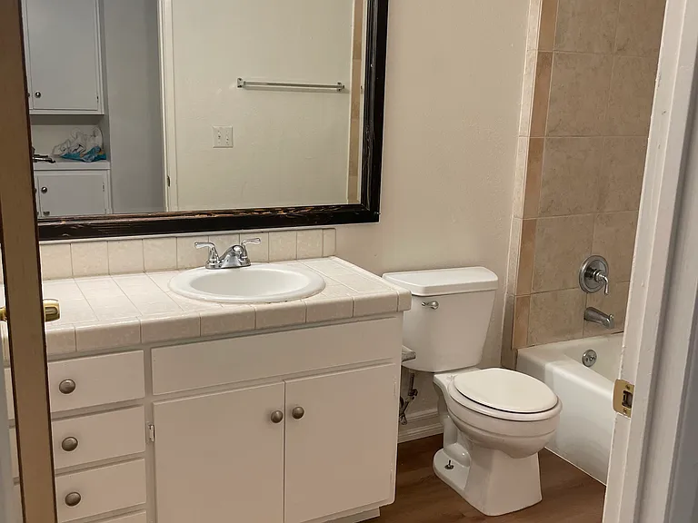 4431 Parks Ave #1 — Photo 2