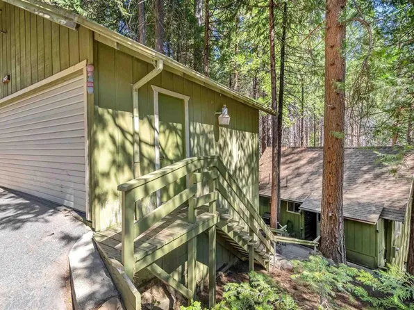 29637 Kerns Dr, Cold Springs, CA 95335