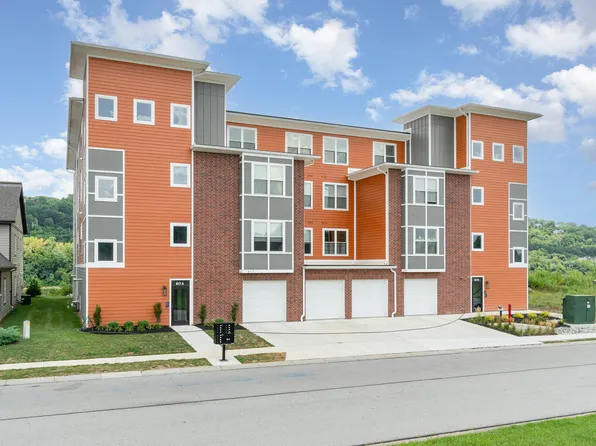 617 Manhattan Blvd #302, Dayton, KY 41074