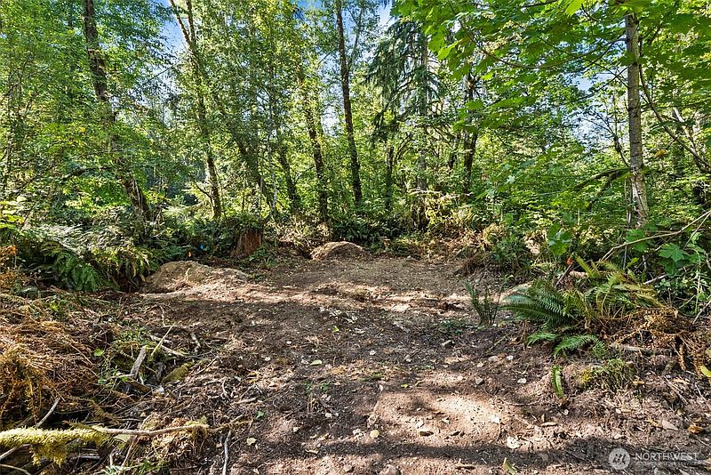 5th image of 285 Justus Rd