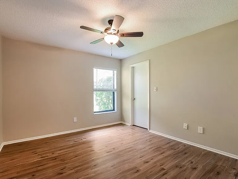 1014 Dishman Loop — Photo 14