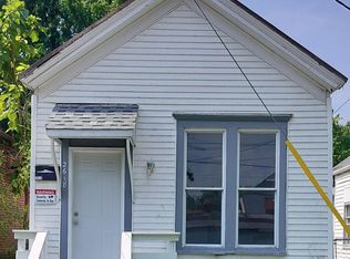 2618 Cornwall St, Louisville, KY 40212