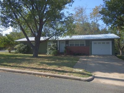 302 N Bowie St, Fredericksburg, TX, 78624