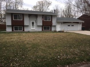 4917 105th Ln NE, Blaine, MN 55014