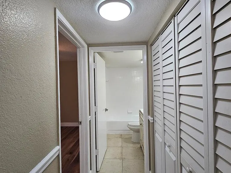 1541 Windorah Way #C — Photo 5
