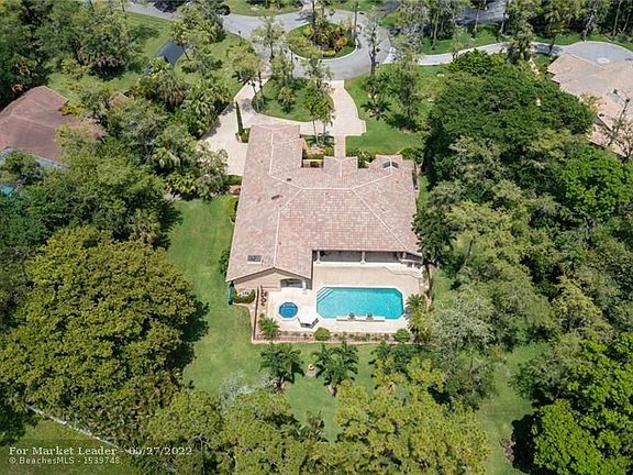 3rd image of 4966 NW 81st Ave