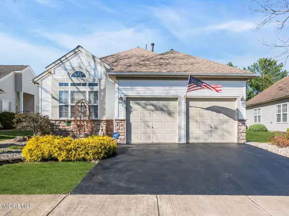 14 Tuscany Circle, Manchester, NJ 08759