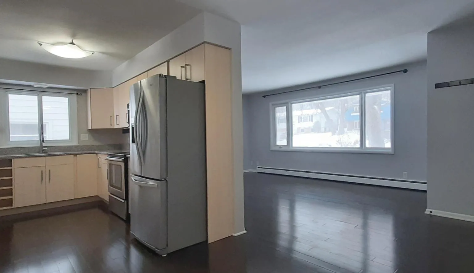 2 bed, 900 sqft, $1,400 — Photo 1