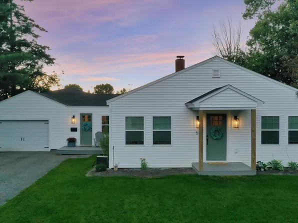 52 Brunswick Avenue, Fort Fairfield, ME 04742