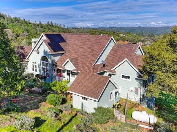2401 Willow Creek Ct, Cool, CA 95614