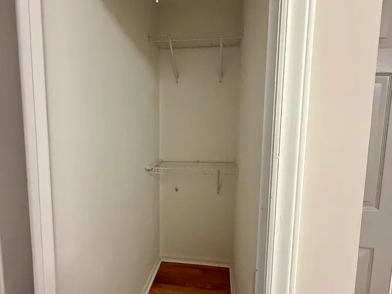312 W 10th St #312 — Photo 27