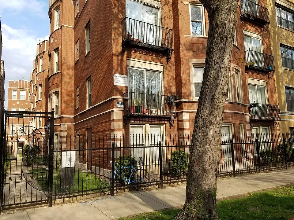 4932 N Winthrop Ave #2A